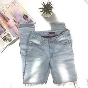 J Creation Contouring Skinny Jeans Size 11